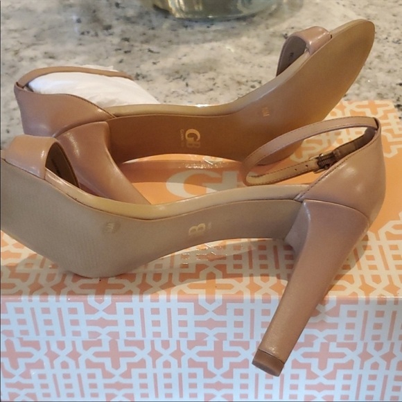 ❤️🔥NWOB Gianni Bini - Ella Quint Nude Strappy Summer Heels - 10 - Picture 5 of 5